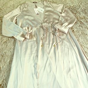 Haoduoyi Long Sleeve Silk Dress